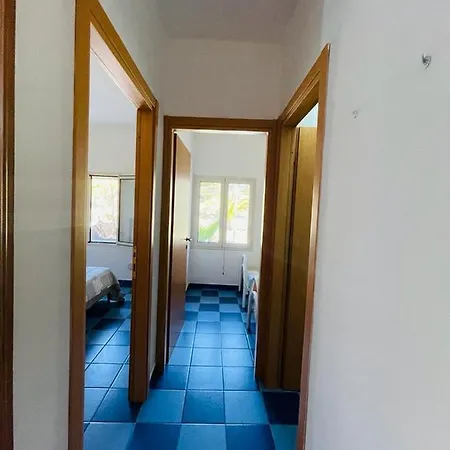 Sunlove Vieste - Apartament & Area Camper