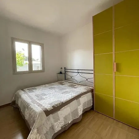 Sunlove Vieste - Apartament & Area Camper