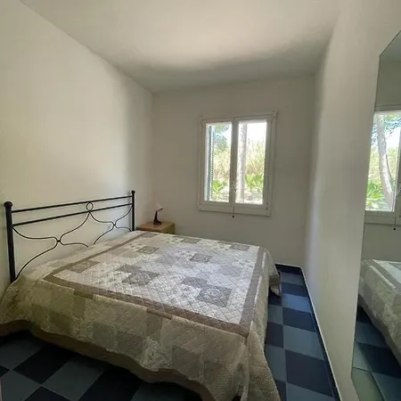 Sunlove Vieste - Apartament & Area Camper Apartment *